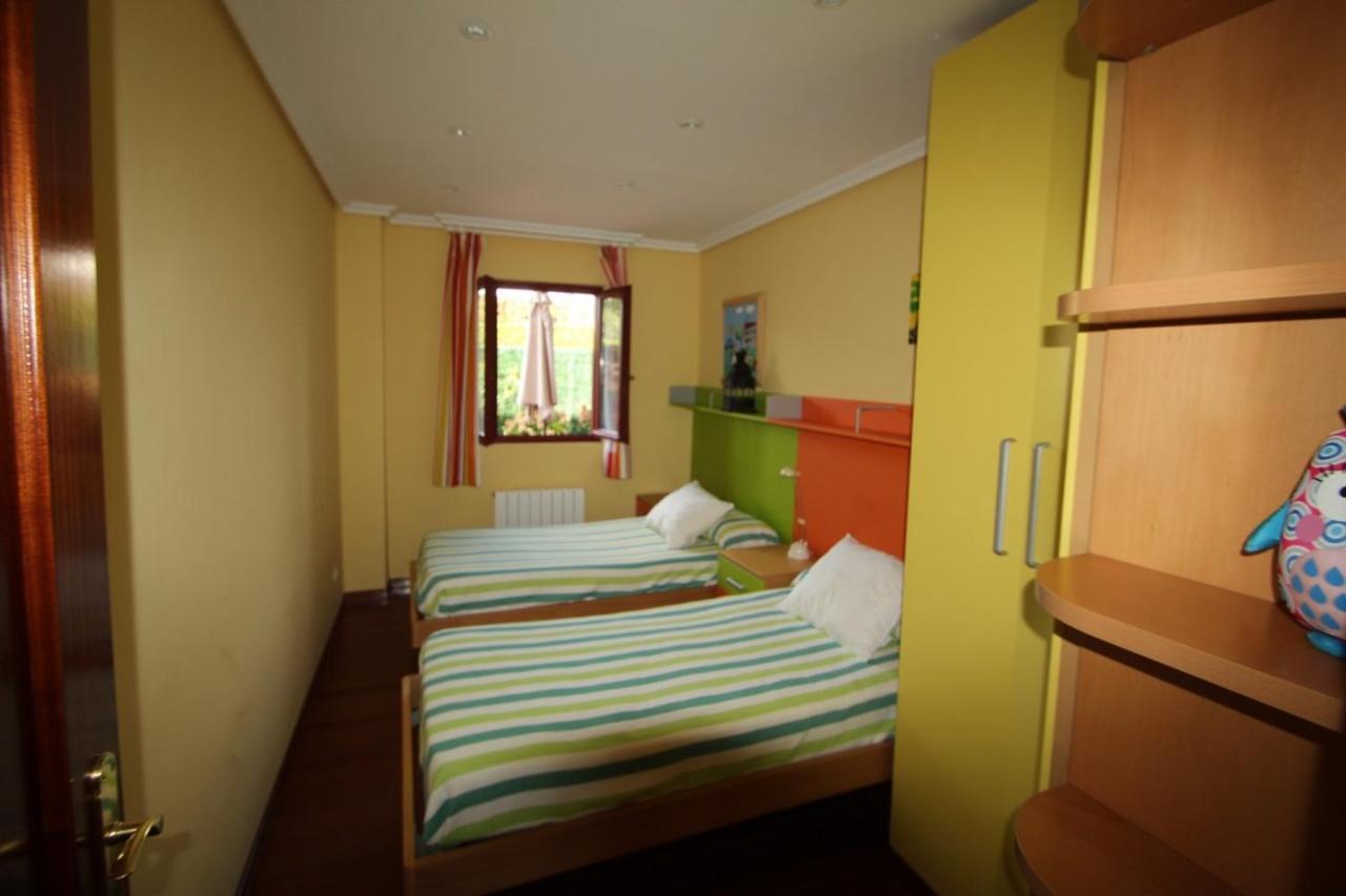 Apartamento En Complejo Residencial Rovacias Comillas Eksteriør bilde